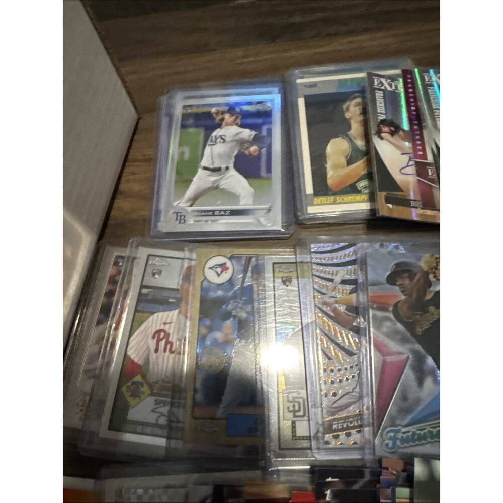Huge MLB Baseball Card Lot Autographs Parallels Braves Reds Astros NBA - Picture 9 of 9